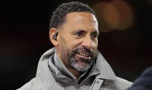 费迪南德：现在我认为巴黎是欧冠最大热门，他们真的见谁就收拾谁