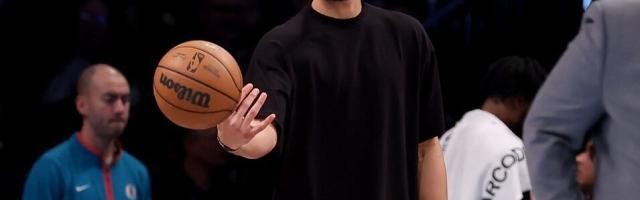 星空体育-再次完成背部手术 2年2次手术的西蒙斯生涯告急？