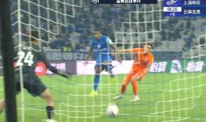 锁定胜局！米内罗低射上演梅开二度，吴曦挑传送助攻 申花3-1玉昆