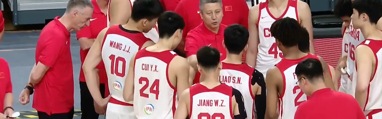 中国男篮：徐昕3封盖战欧洲强敌，廖三宁5中1，王俊杰最高分